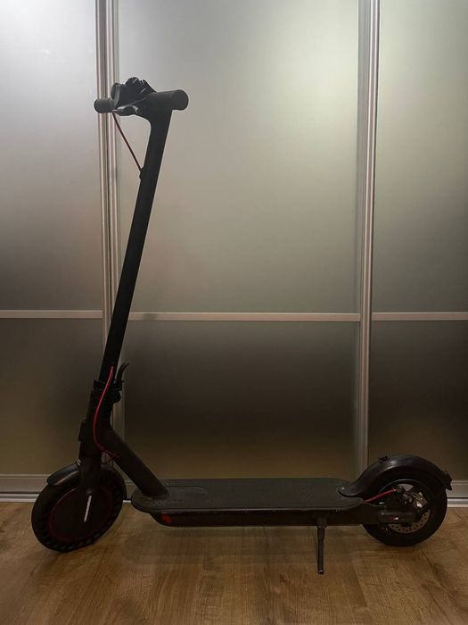 Продаю електросамокат Xiaomi Mi Electric Scooter Pro 2  за ціною 12000