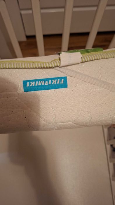 Łóżeczko dziecięce drewniane 120x60
