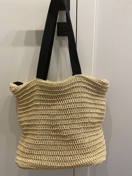 Letnia słomkowa torebka H&M