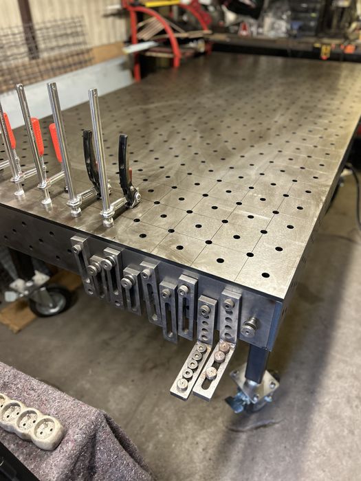 Stół spawalniczy 2400x1200.