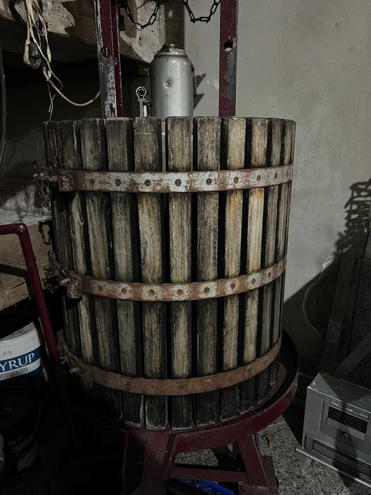 Prensa de vinho hidráulica