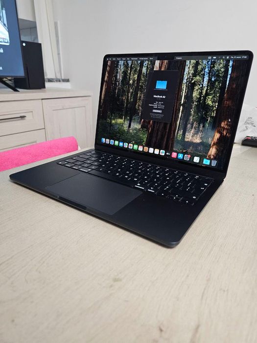 MacBook AirM2 (2022)/24 GB RAM/1 TB SSD/Stan idealny/91% bateria