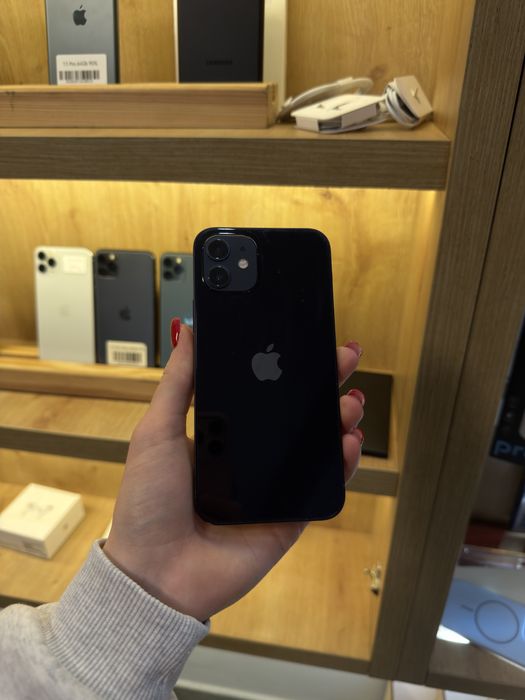 iPhone 12 64GB  Midnight
