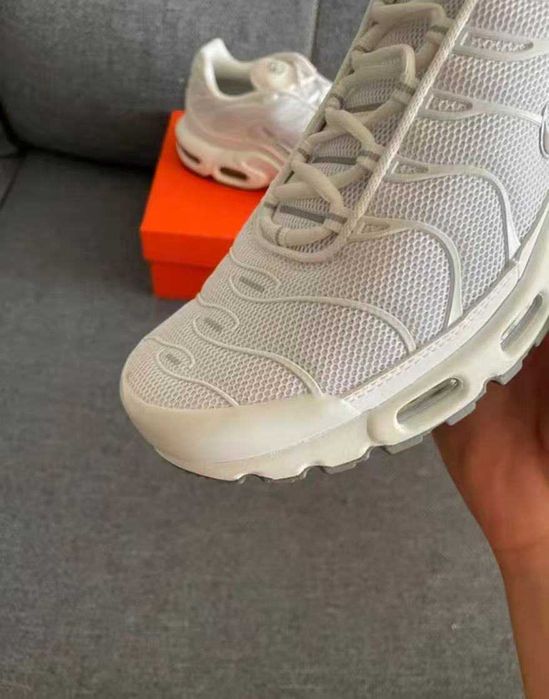 Nike_Air_Max_TN_Plus_White R.42