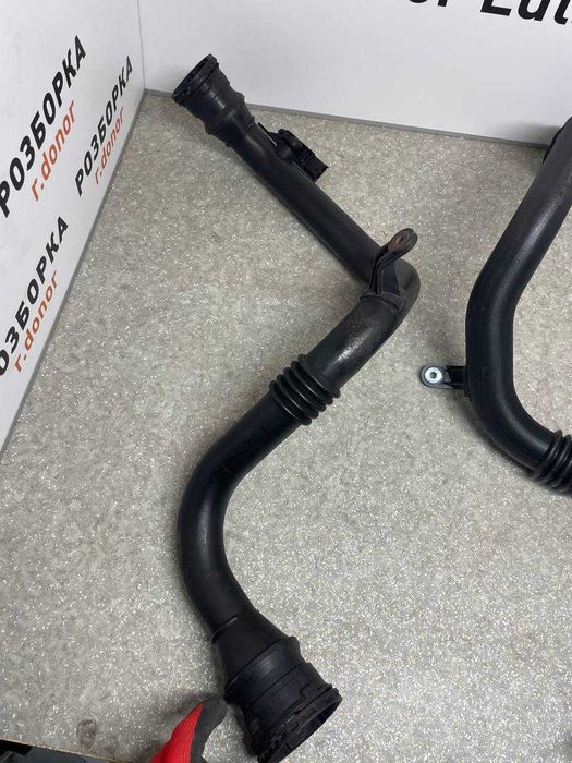 Патрубок інтеркулера 1.5 \ 1.6 dci Рено Меган 3 \ Сценік 3