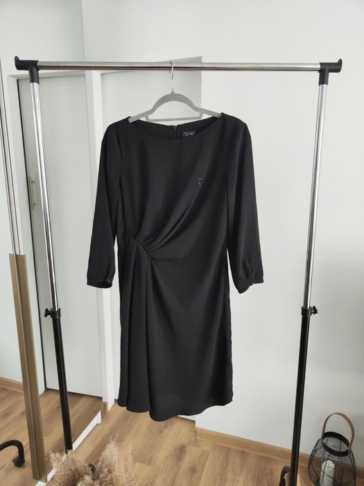 Elegancka sukienka Armani jeans