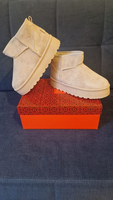 Śniegowce, botki platforma Pierre Cardin beżowe, Rozmiar 38