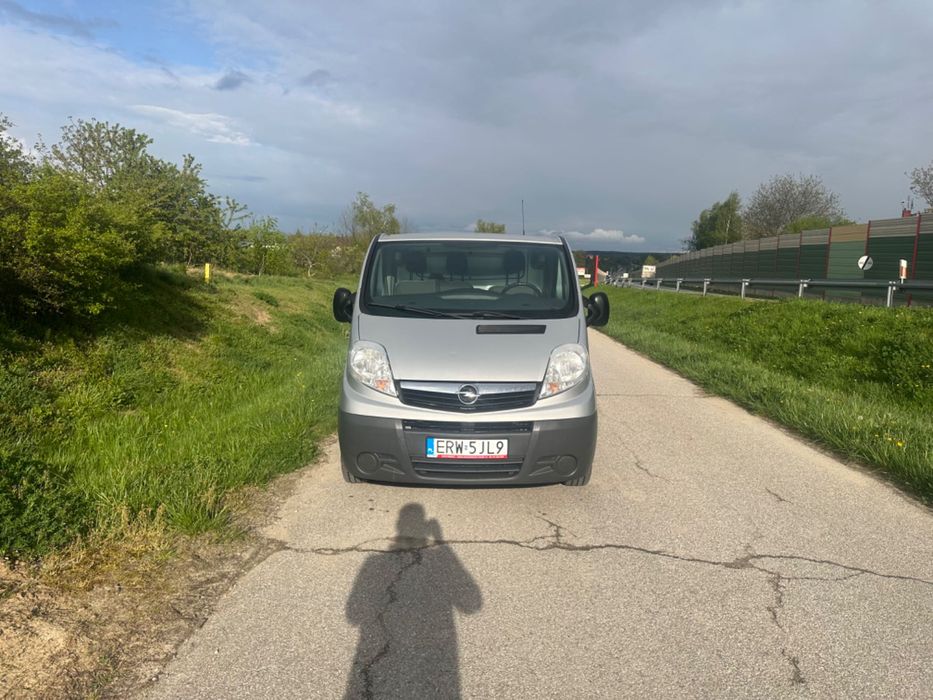 Opel Vivaro Trafic long