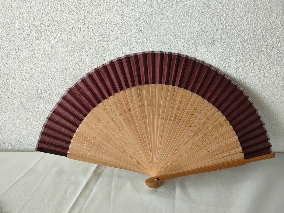 conjunto de 4 leques Novos muito bonitos, vendo só em conjunto