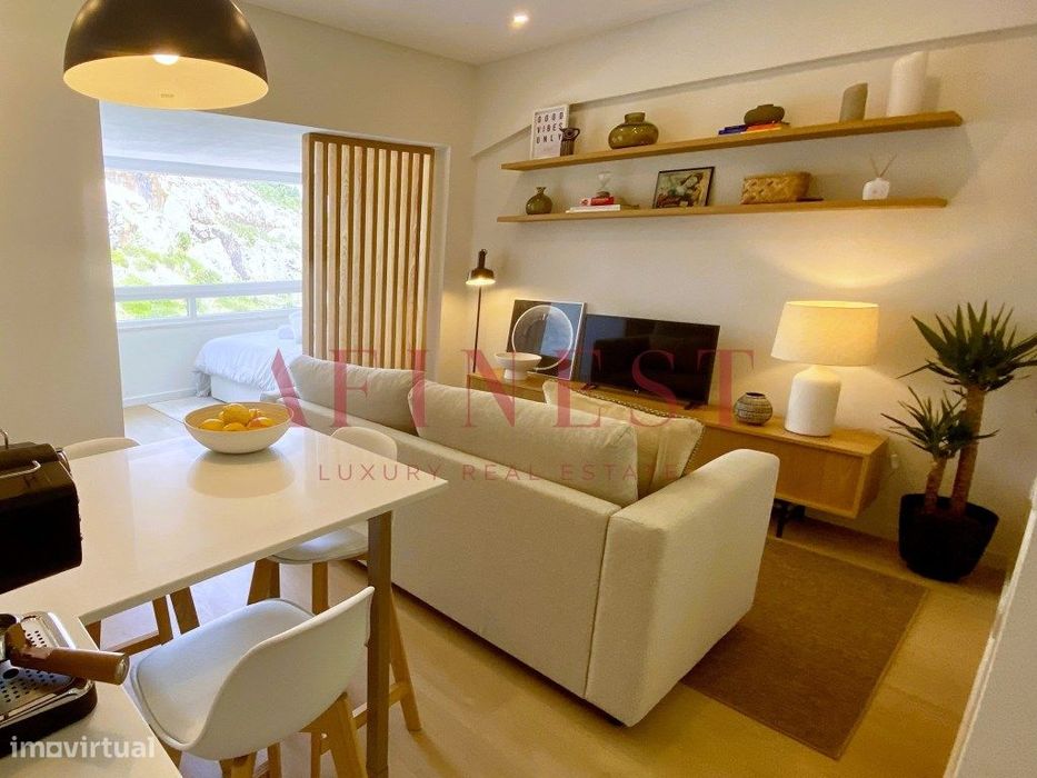 Apartamento Mobilado Em Sesimbra Em Cima Do Mar — Santiago (Sesimbra), Setúbal