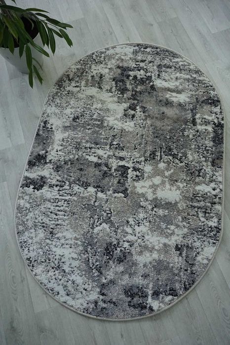 Сучасні килими в сірому кольрі