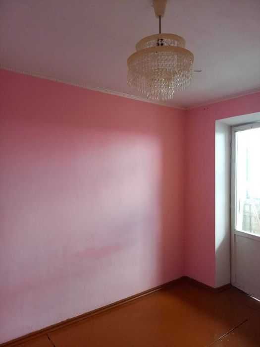 Трьохкімнатна квартира в центрі Градизька