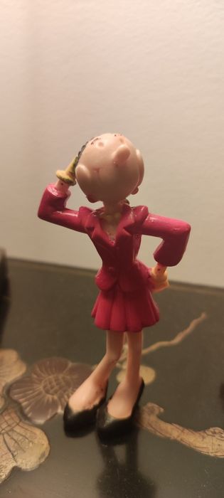 Olívia Palito em PVC