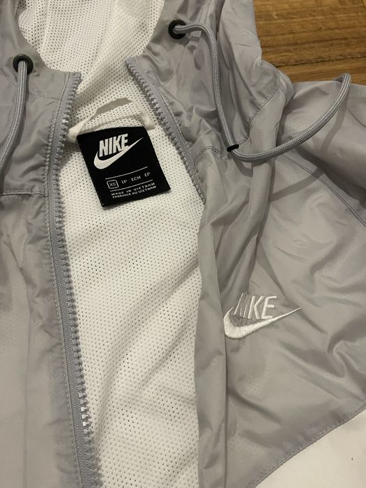 Casaco Corta Vento Nike