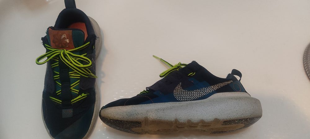 Ténis azuis  Nike. 38.5