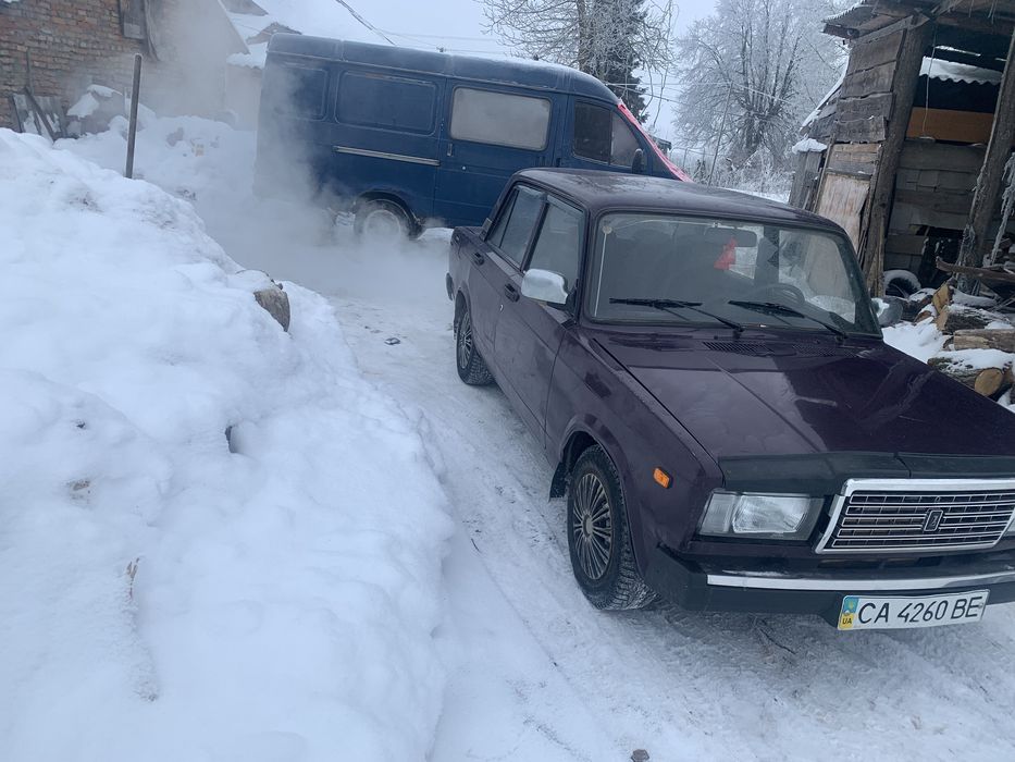 Продам ваз 2107 авто внепаганому стані цікавить обмін з моєю доплатой