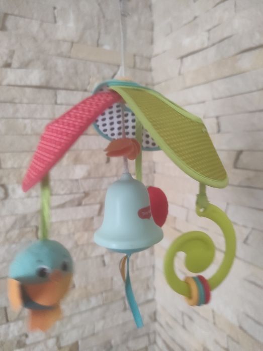 Мобиль подвеска на коляску кроватку Tiny love