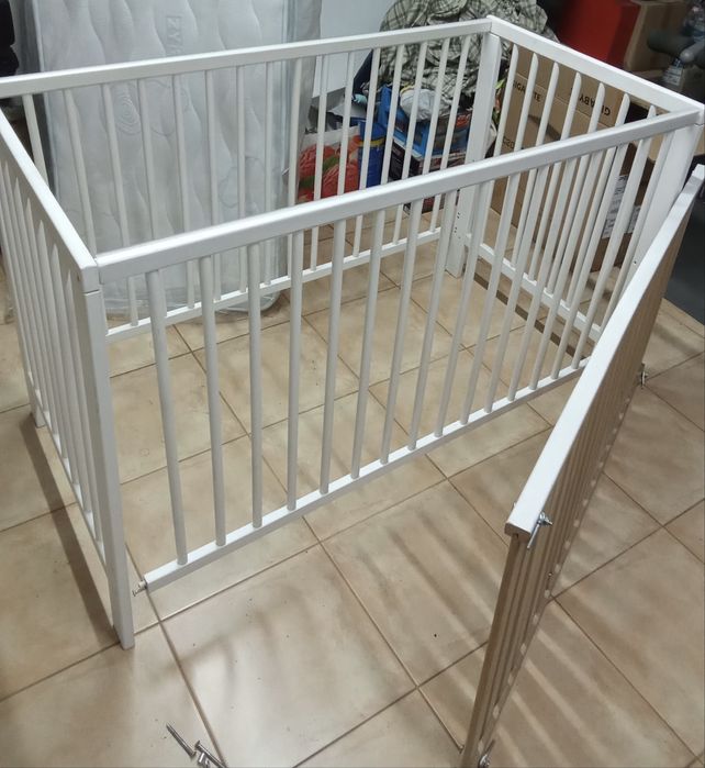 Cama de grades para bebé