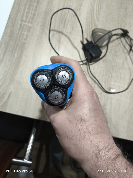 Golarka Philips aquatouch