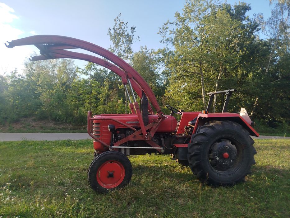 Ciągnik Rolniczy Zetor 4011 z ładowaczem czołowym TUR