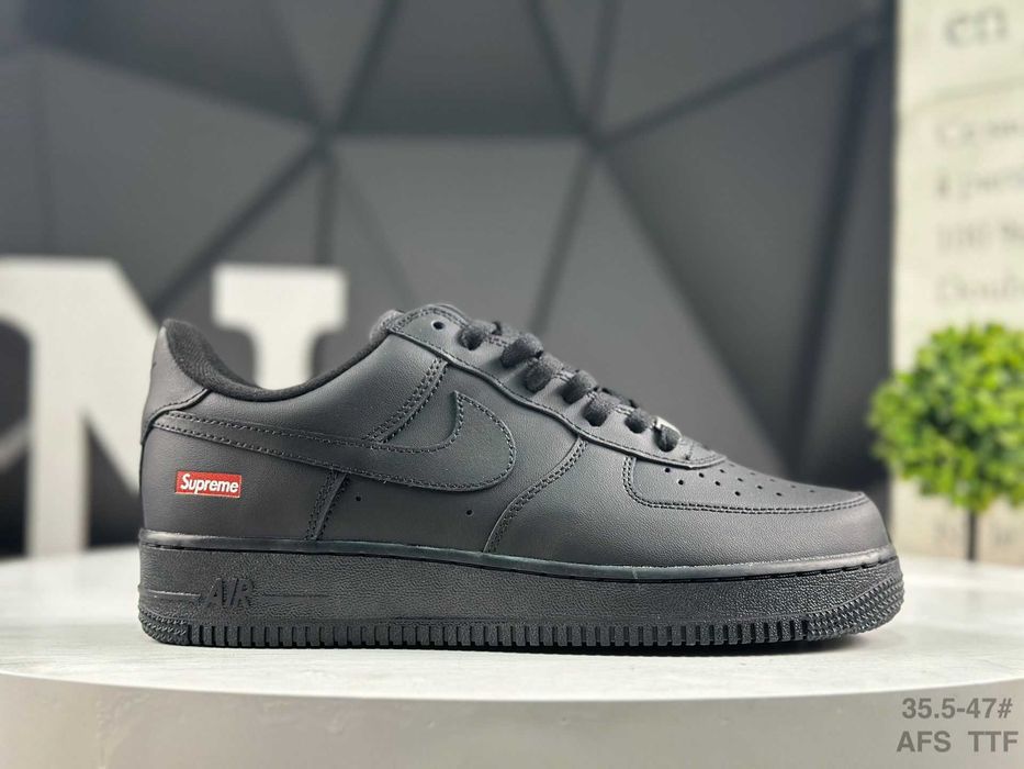 Nike Air Force 1 Supreme R. 45