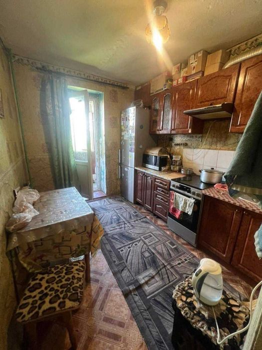 Продається кімната в у 2-кім квартирі