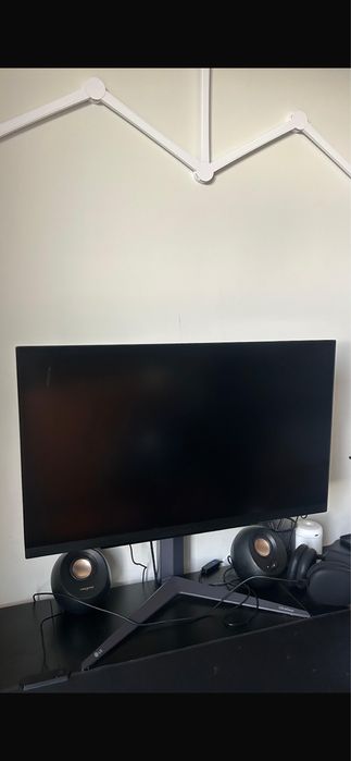 Gaming LG UltraGear( 27" - Quad HD 200 Hz )-1 ms
