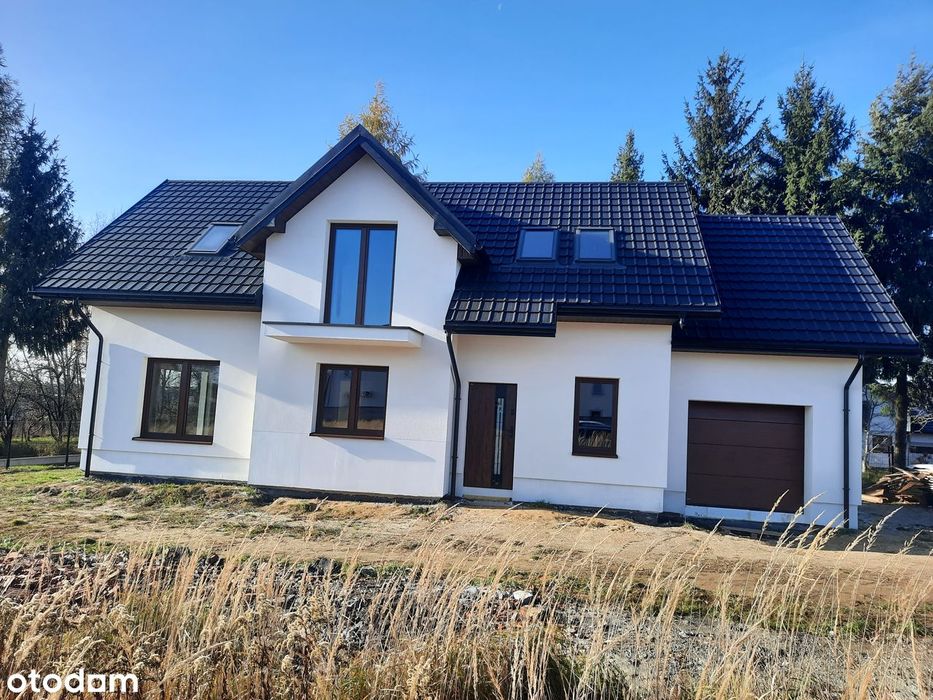 Dom w znakomitej lokalizacji - gotowy SSZ z elewacją i ogrodzeniem