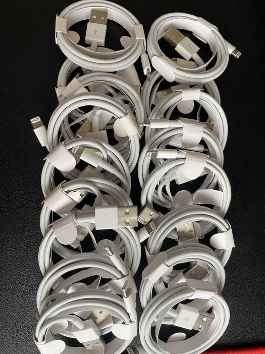 Кабель USB - Lightning