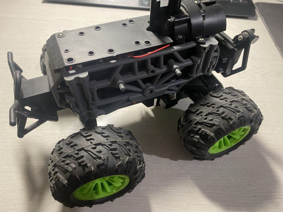 Машинка на управлении + подарок