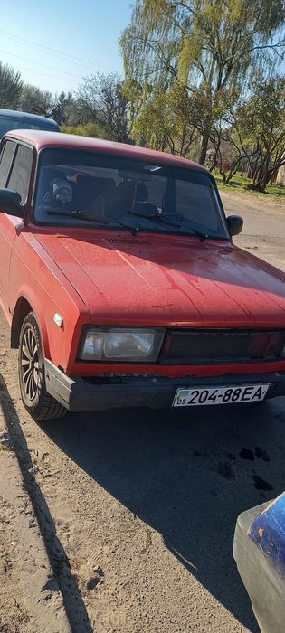 Авто Жигулі  ваз  2105
