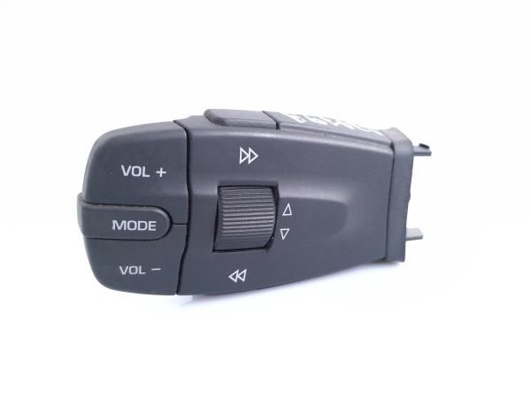 Comando / botão / interruptor multifunções SEAT Ibiza IV (6J5, 6P1)