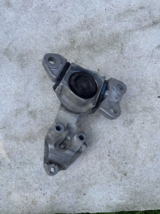 Подушка двигуна renault megan 3 1.9 Dci