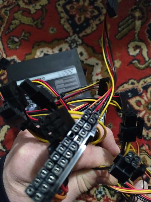 Продам блок питания