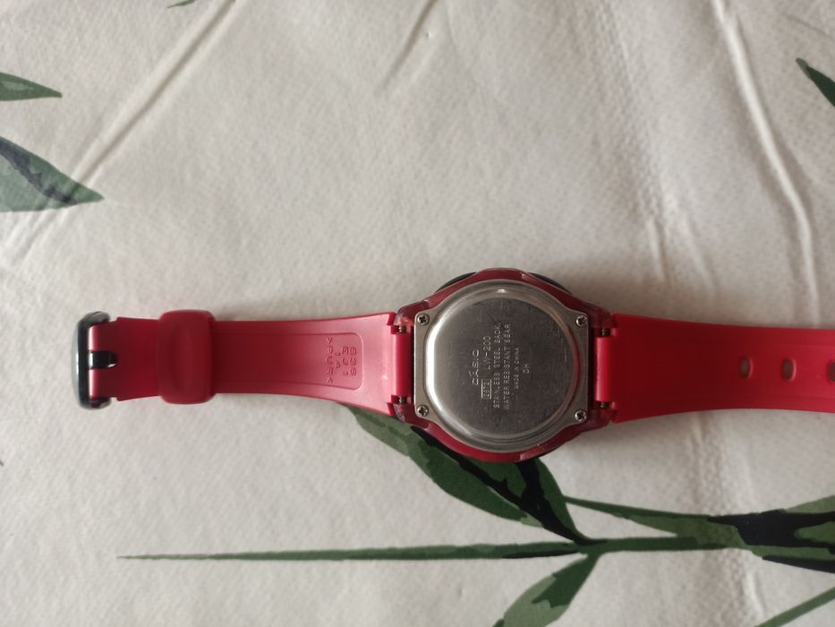 zegarek Casio LW-200
