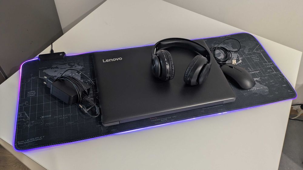 Laptop Lenovo z AMD Ryzen 7 – Wydajny, szybki i gotowy do pracy!