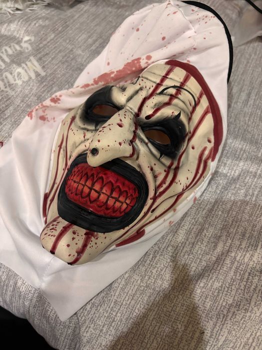 Máscara Terrifier nova