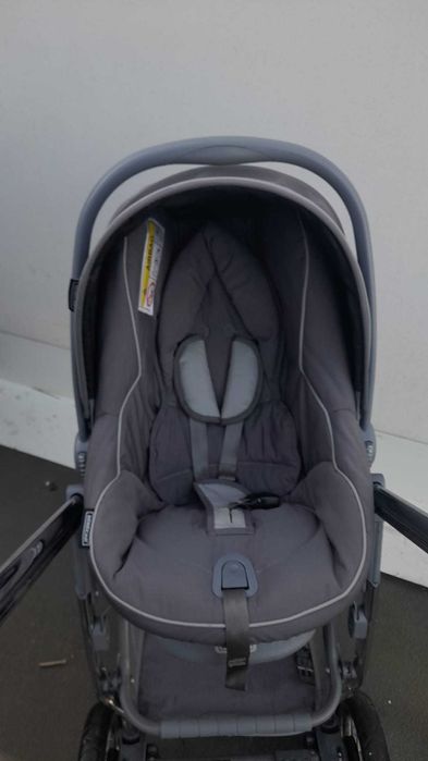 Carrinho de bebe trio Bebecar com base isofix