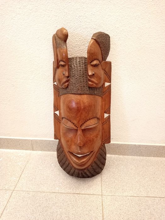 Mascara africana
