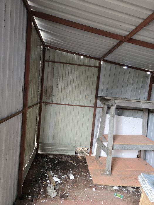 Битовка з металопрофілю