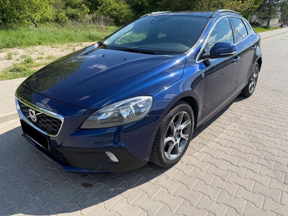 Volvo V40 Cross Country Volvo V40 Cross Country Ocean Race Doinwestowany
