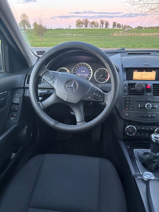Mercedes w204 c220