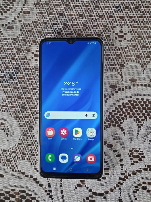 Vendo três telemoveis como novos desbloqueados