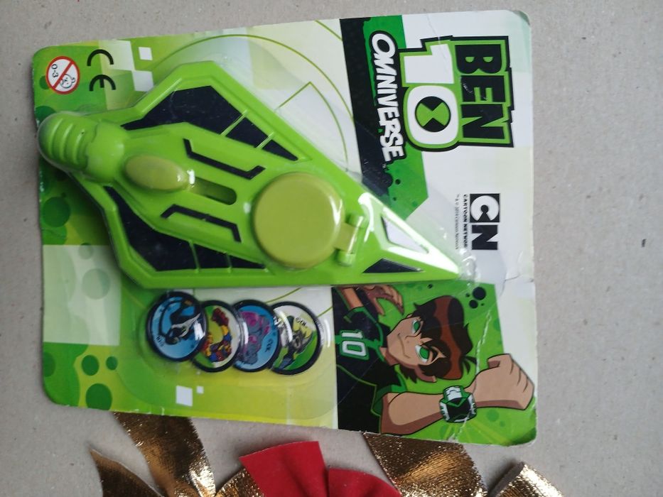 Ben 10 wyrzutnia dyski zestaw