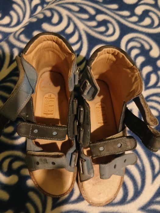 Sprzedam buty aurelka dostawa w paczkomacie gratis
