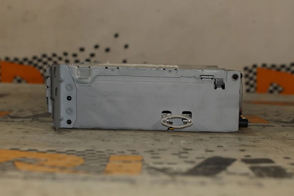 Rádio / auto-rádio BMW 1 (F20)