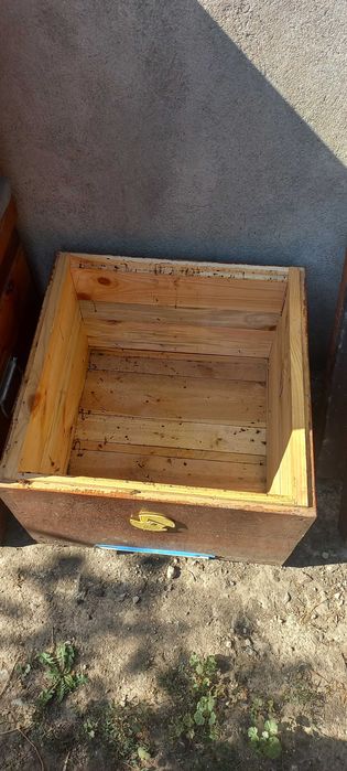 Вулики Дадан 12 рамок, та магазині надставки  на 145