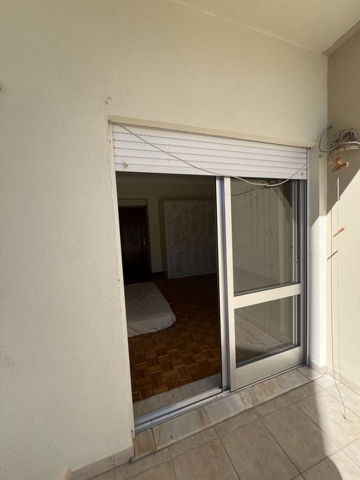 Quarto a renda para mulheres