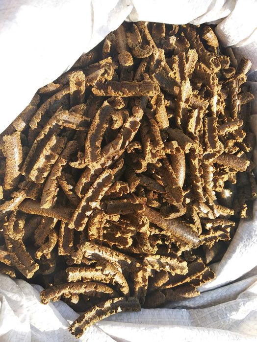 Макуха з льону. рижію, ріпаку, соняшника.