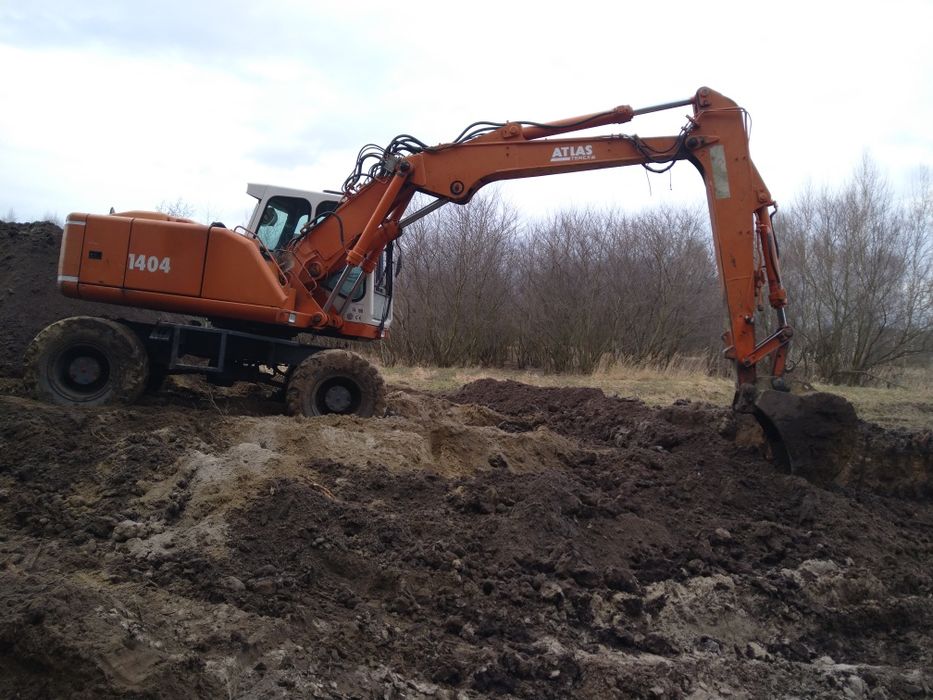 Usługi koparką obrotową Usługi minikoparką